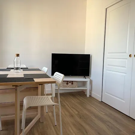 Le Petit Nid De La Marne Pour 6 Personnes Parking